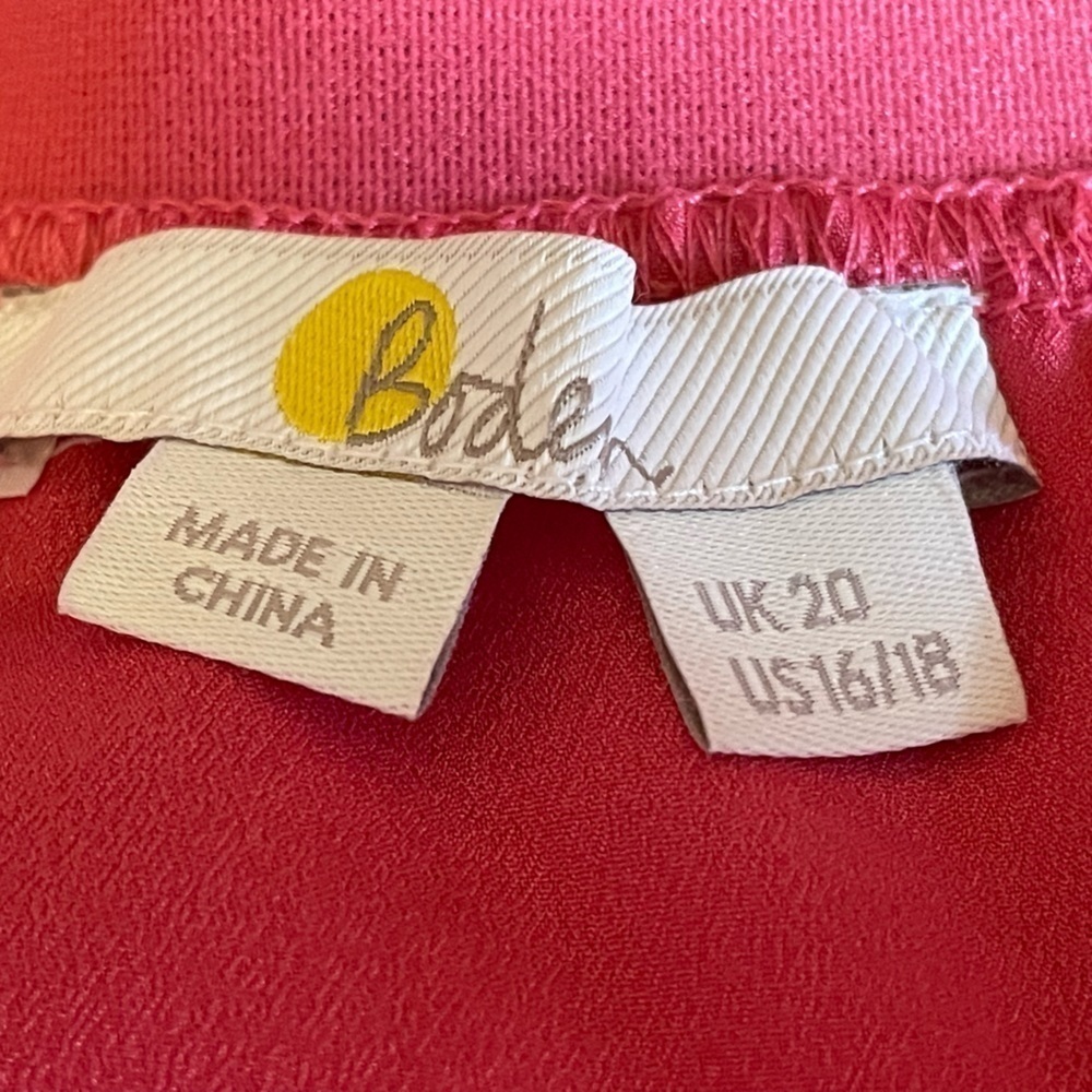 Boden Rachael skirt. Hard to find! Sold out quickly - Picture 5 of 10